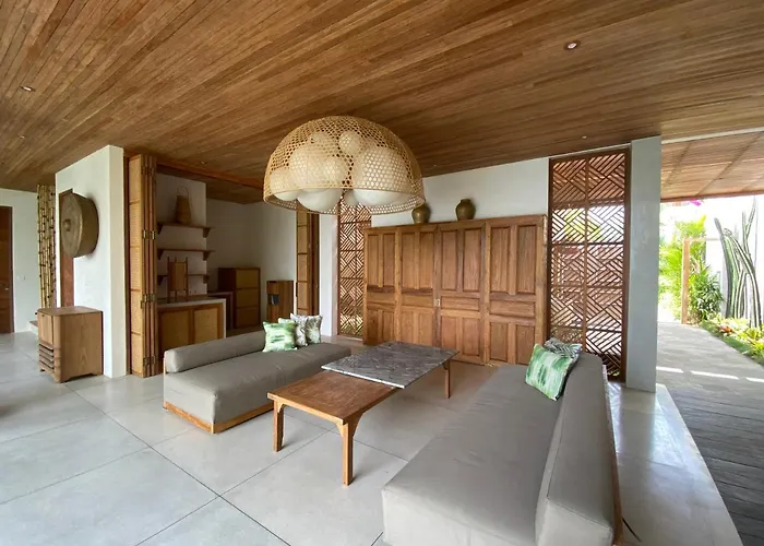 Biarritz Villa Uluwatu (Bali)